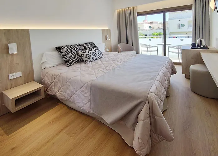 Flacalco Hotel & Apartments